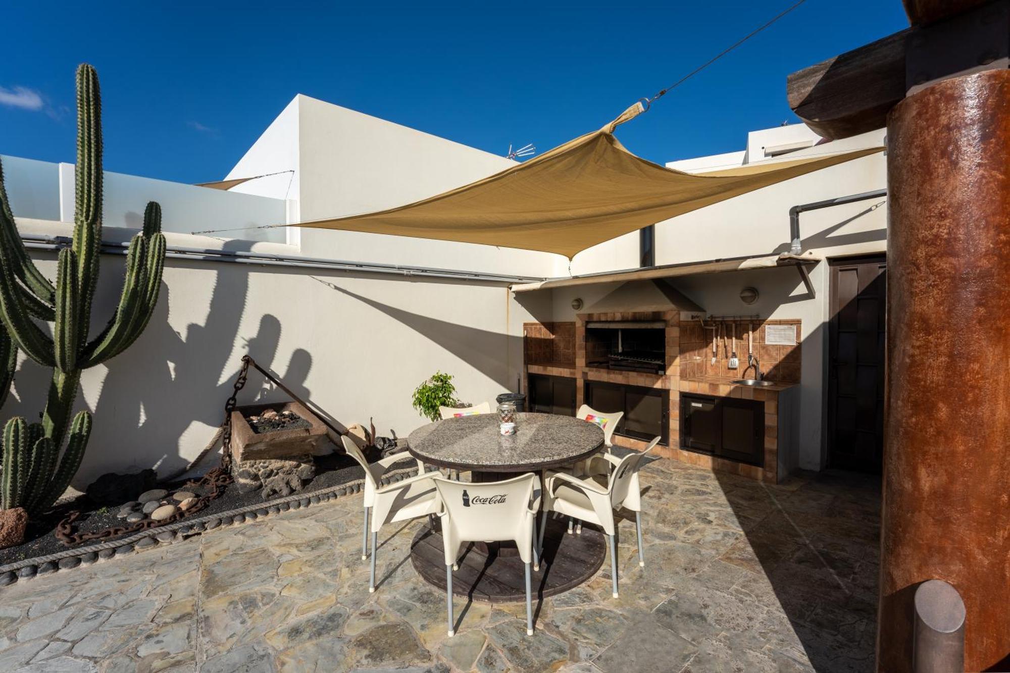 V PRINCESA Vivienda con piscina y BBQ para max 10 personas Puerto del Carmen  Exterior foto